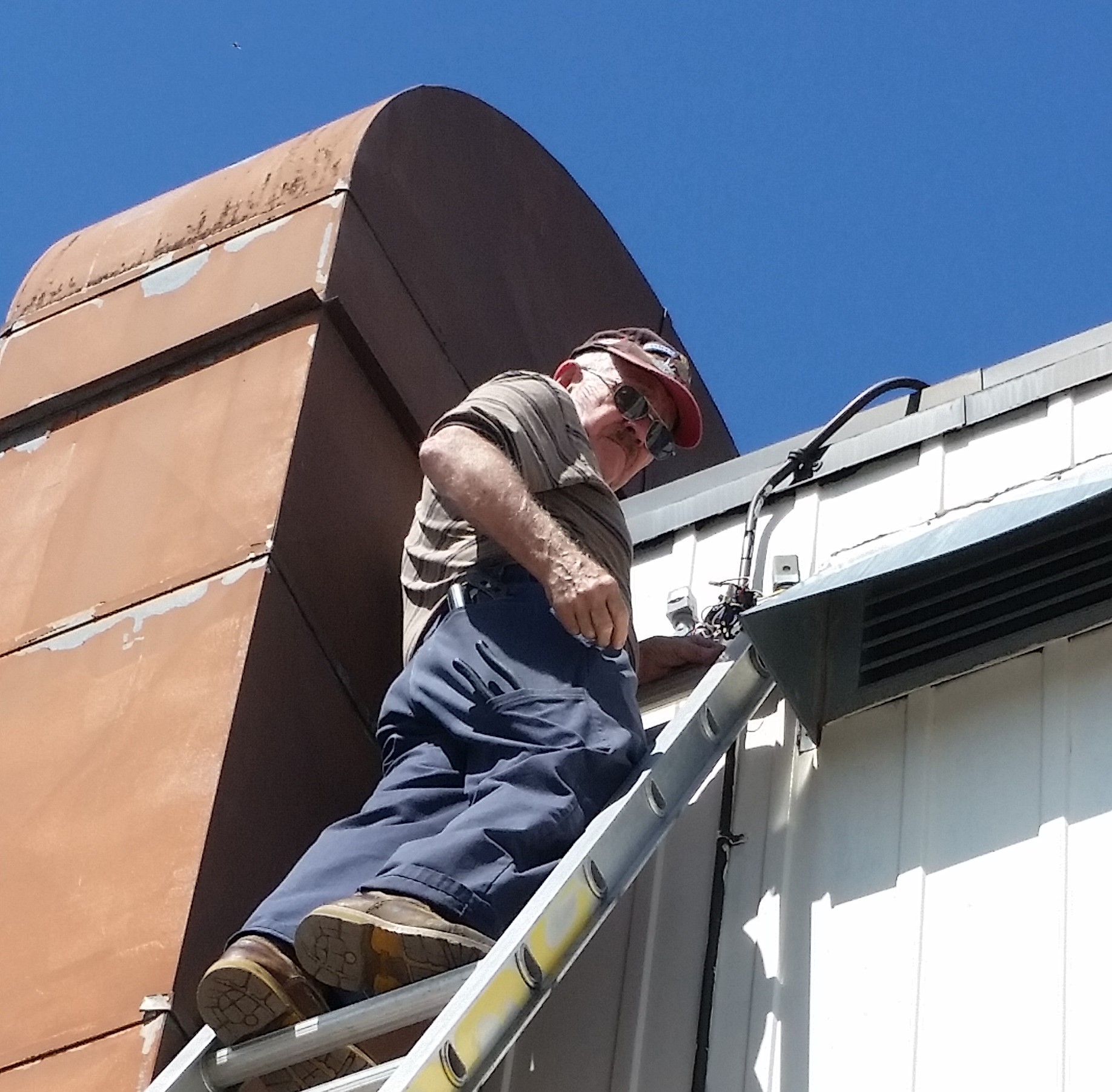 services Morris Electric